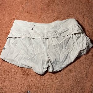 Size 6 lulu shorts